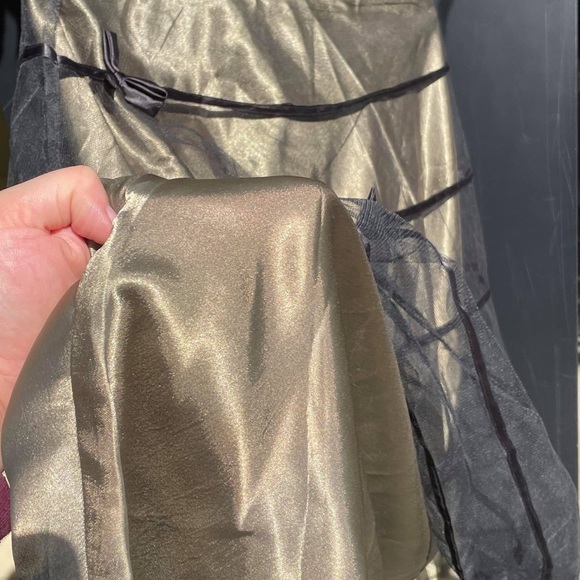 Gold skirt & black taffeta and bows - M - Picture 5 of 7
